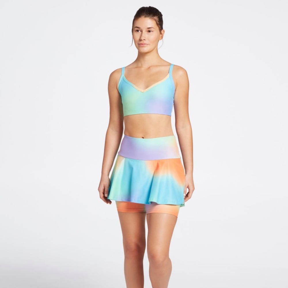 YEAR OF OURS SKORT & SPORTS TOP SET. SIZE MEDIUM. NWOT. AIRBRUSH ANNA STYLE.